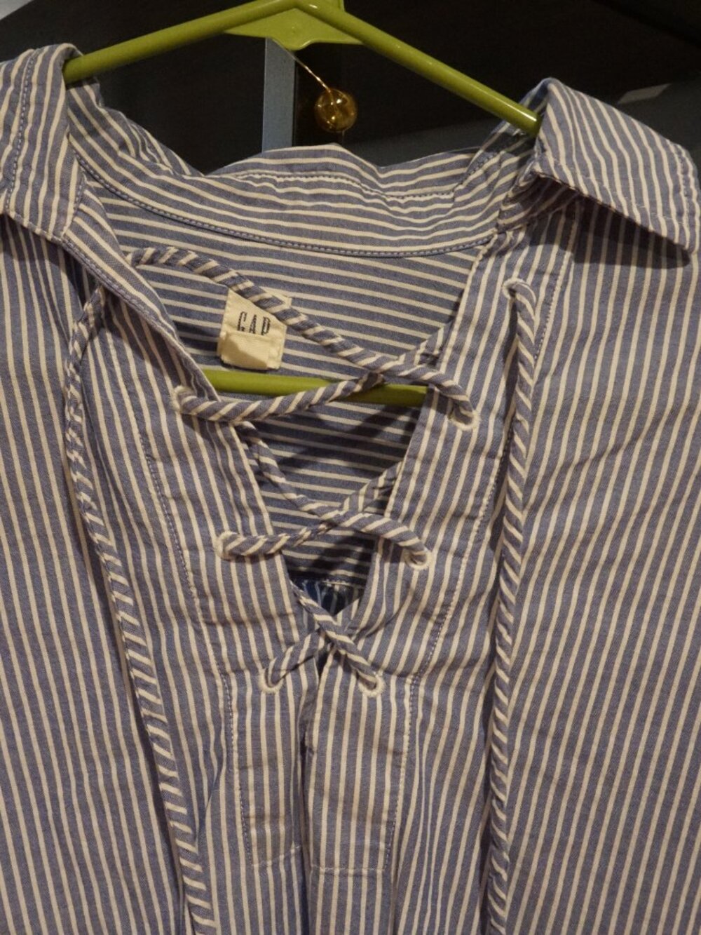 GAP Stripped long sleeve collared shirt - Picture 2 of 3